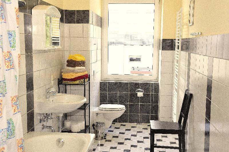 Apartment Neustadt-fewo-zentral-guenstig-l6 Dresden